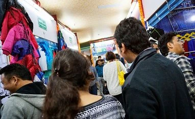 V-Bazaar eyes Rs 500-cr revenue by 2020 V-Bazaar