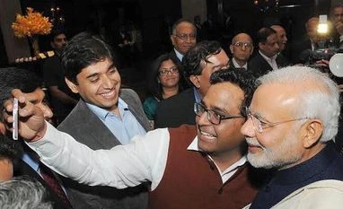 Vijay Shekhar Sharma, Narendra Modi Vijay Shekhar Sharma, Narendra Modi