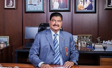 Immigration dept stops NMC founder B R Shetty from flying to UAE: Report B R Shetty