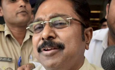 Delhi Police arrest T T V Dinakaran and close aide in EC bribery case T T V Dinakaran