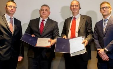 Grupa Azoty to use Thyssenkrupp's technology for nitric acid plant Grupa Azoty & Thyssenkrupp Industrial Solutions officials