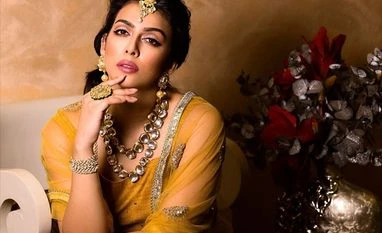 Miss India finalist Sonika Chauhan killed in car accident in Kolkata Sonika Chauhan, miss india