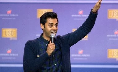 White House Correspondents' Dinner: Comedians make fun of Donald Trump hasan, minhaj