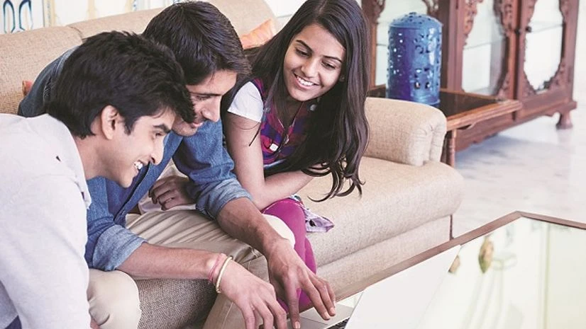 Start-ups pick up survival skills Start-ups pick up survival skills