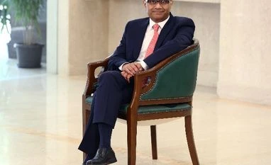 Paresh Sukthankar resigns as HDFC Bank's deputy managing director Paresh Sukthankar