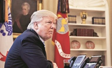 Trump admin asks US Supreme Court to reinstate Muslim travel ban Donald Trump, Trump