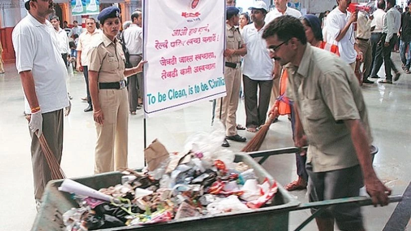 File photo of a Swachh Bharat campaign in New Delhi. swachh bharat, swachh, garbage, clean city
