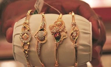 Photocards for hallmarked jewellery, says BIS gold, jewellery, ornaments, bangles