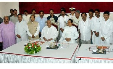 Odisha sets target of Rs 1 lakh crore export turnover by 2025 File photo of Odisha Governor S C Jamir and Chief Minister Naveen Patnaik with new cabinet ministers after the swearing-in ceremony at Raj Bhawan in Bhubaneswar (Photo: PTI)