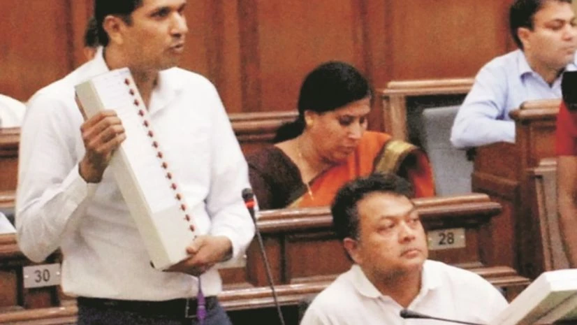 Saurabh Bharadwaj, EVM Saurabh Bharadwaj, EVM