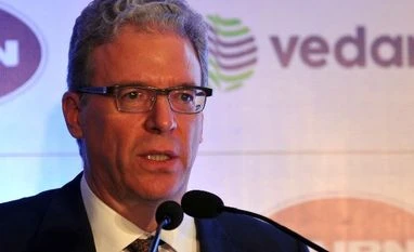 Vedanta to invest $1 bn more in FY18, says CEO Tom Albanese