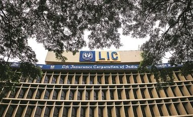 LIC makes Rs 19,000-cr profit from equities in FY17 LIC, life insurance