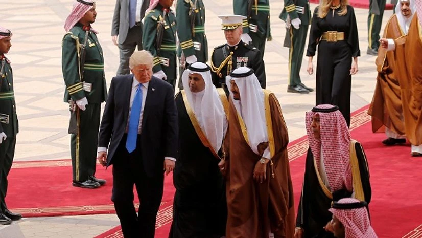 Saudi Arabia’s King Salman bin Abdulaziz Al Saud (third from left) welcomes US President Donald Trump and first lady Melania Trump at the King Khalid International Airport in Riyadh on Saturday Photo: Reuters Saudi Arabia’s King Salman bin Abdulaziz Al Saud (third from left) welcomes US President Donald Trump and first lady Melania Trump at the King Khalid International Airport in Riyadh on Saturday Photo: Reuters
