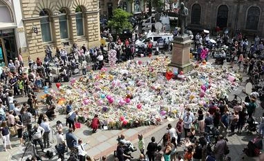 Police: Suspects in Manchester bombing freed without charge manchester