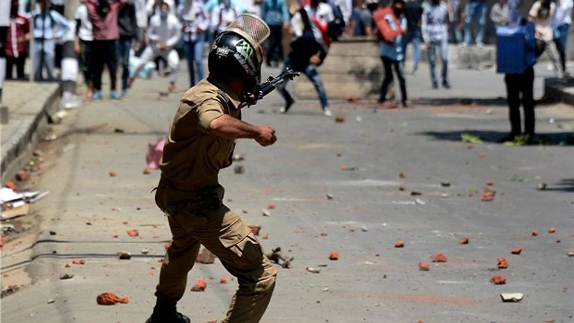 Restrictions in parts of Srinagar in view of strike call Kashmir unrest, Protest