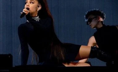 Ariana Grande to hold second gig in Manchester to raise money for victims Ariana Grande