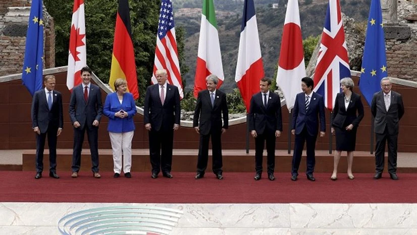 European Council President, Donald Tusk, Tusk, Canadian PM, Justin Trudeau, Trudeau, German Chancellor, Angela Merkel, Merkel, US President, Donald Trump, Trump, Italian PM, Paolo Gentiloni, Gentiloni, French President, Emmanuel Macron, Macron, Japan European Council President, Donald Tusk, Tusk, Canadian PM, Justin Trudeau, Trudeau, German Chancellor, Angela Merkel, Merkel, US President, Donald Trump, Trump, Italian PM, Paolo Gentiloni, Gentiloni, French President, Emmanuel Macron, Macron, Japan