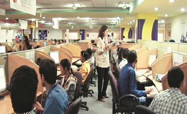 Iranian photographer Mehrdad Naraghi: "no medium can ever be 'finished'" IT Sector