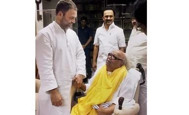 Rahul, Left leaders call on DMK chief M Karunanidhi Rahul Gandhi meets Karunanidhi, Congress leader, Rahul Gandhi, DMK, Karunanidhi
