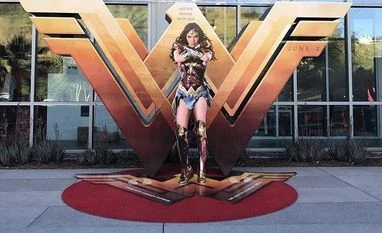 Wonder Woman draws $16.7 million on debut, a pandemic-best: Report Wonder Woman, Gal Gadot