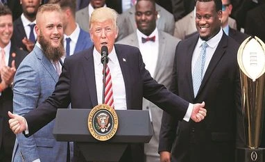 Trump Trump govt calls for major revamp of Wall Street rules