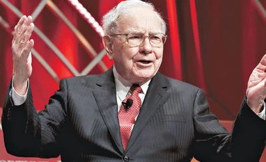 Warren Buffett donates $3.4 billion to Gates Foundation, 4 other charities Warren Buffett
