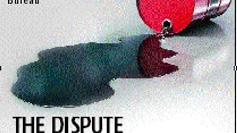 graph Qatar crisis spills into Libya