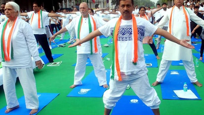 See pics: Hope you practice 'asanas' everyday, says Kejriwal on Yoga Day See pics: Hope you practice 'asanas' everyday, says Kejriwal on Yoga Day
