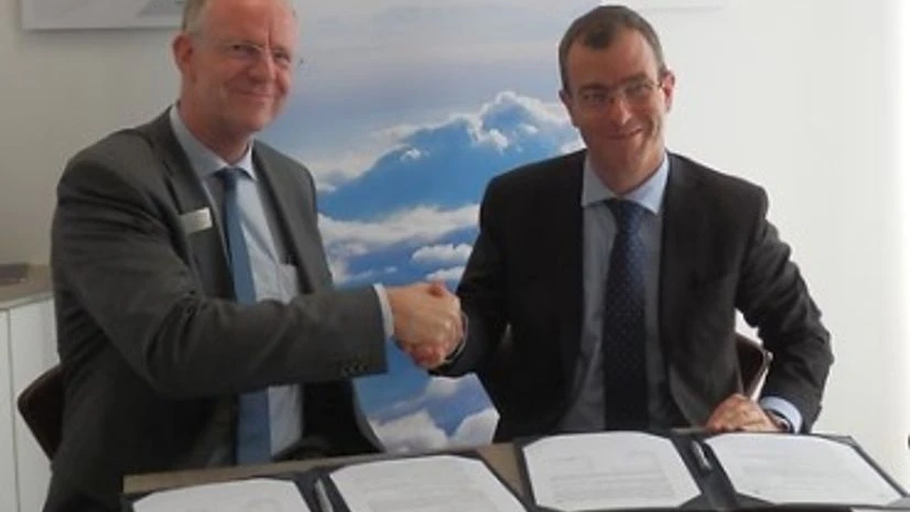 Solvay & GKN Aerospace officials Solvay & GKN Aerospace officials