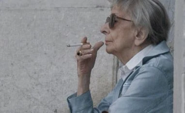 140 killed, 100 injured as overturned oil tanker explodes in Pak Tank