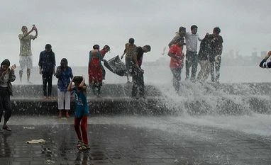Monsoon might enter a lull period from July end Monsoon, Mumbai