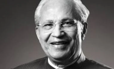 D B Gupta, who borrowed Rs 5,000 from wife to set up Lupin, is dead Dr Desh Bandhu Gupta