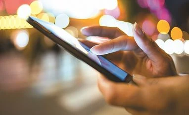 Reduction of handset export incentives to 2% will lead to job losses: ICEA Handset