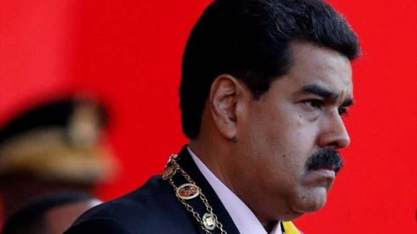 Venezuela crisis: Maduro says helicopter dropped grenades on Supreme Court Venezuela crisis: Maduro says helicopter dropped grenades on Supreme Court
