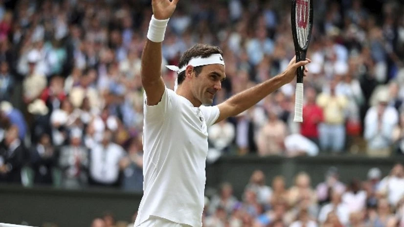 Federer beats Cilic in straight sets to win 8th Wimbledon, 19th Grand Slam Federer beats Cilic in straight sets to win 8th Wimbledon, 19th Grand Slam