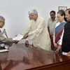 UPA's Vice-President nominee Gopalkrishna Gandhi files nomination