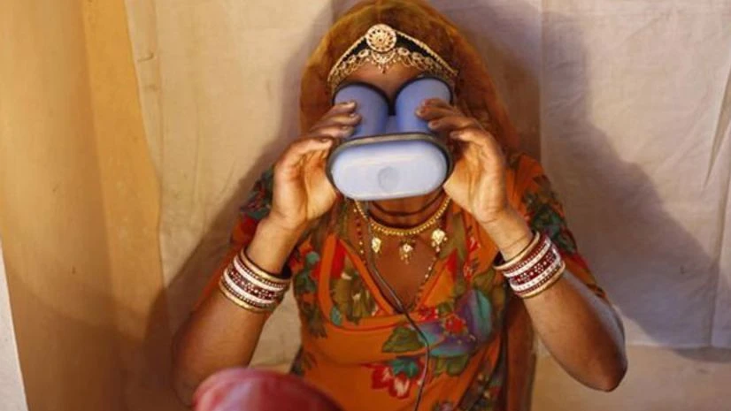 Aadhaar debate: Right to privacy not absolute, says Supreme Court Aadhaar debate: Right to privacy not absolute, says Supreme Court