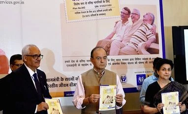 PMVVY: Jaitley launches pension plan for elderly with 8% assured return Arun Jaitley, PMVVY