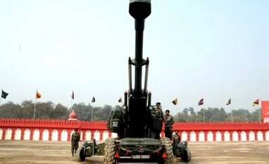 12 years after Delhi HC clean-chit to Hindujas, CBI to reopen Bofors case guns, military, army, bofors