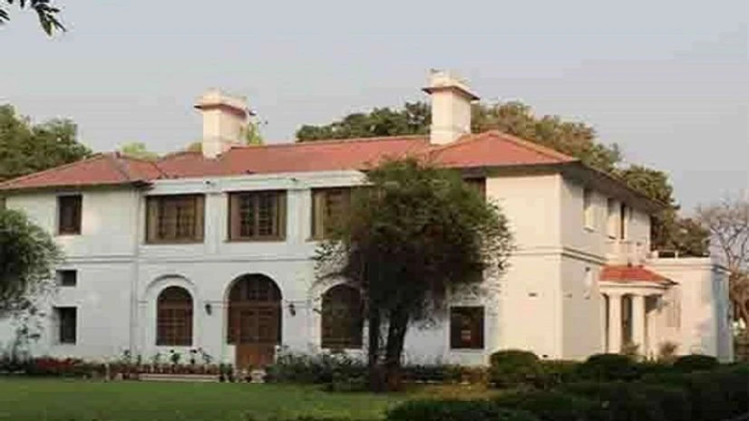 10, Rajaji Marg 10, Rajaji Marg