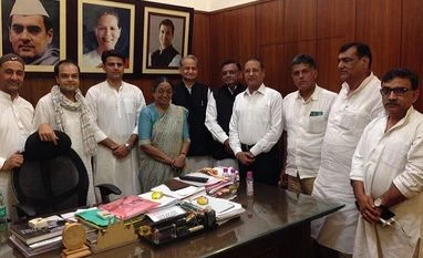 Pak proxy war policy responsible for strained Indo-Pak ties: Manish Tewari Manish Tewari, Meira Kumar, cabinet