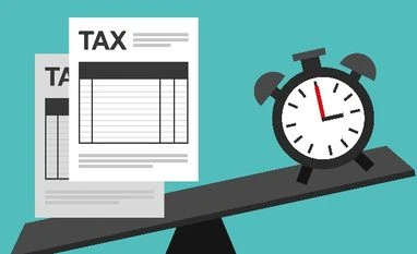 Income tax dept to issue 100,000 notices for huge deposits after note ban Photo: Shutterstock