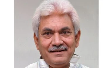 LG Manoj Sinha flags off 'The Great India Run' from Srinagar's Lal Chowk Manoj Sinha