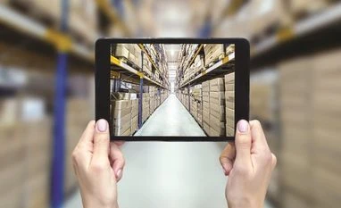 IPG Mediabrands pads up for a digital future digital platform, mobile phones, internet