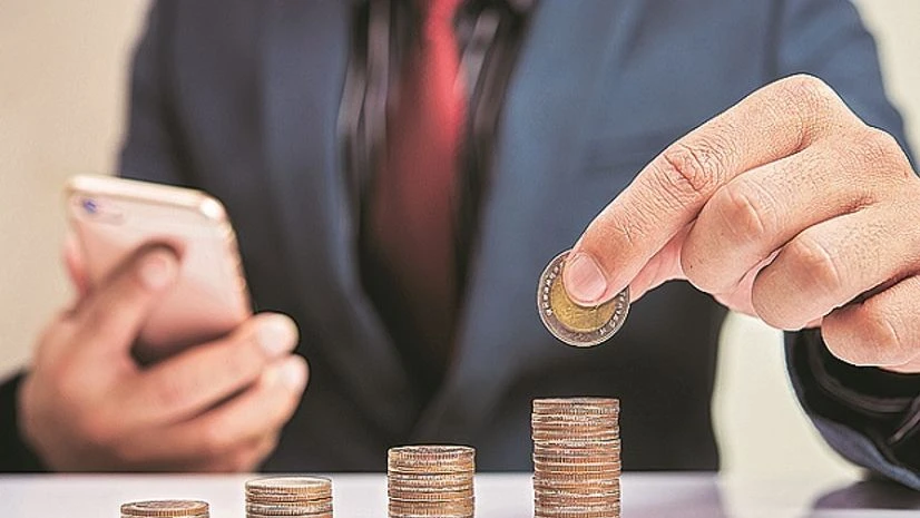 Demonetisation effect: Advance tax collections up 42%, returns filed up 25% Demonetisation effect: Advance tax collections up 42%, returns filed up 25%