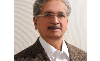 Maharashtra govt freed massive tracts of land to favour builders: Oppn Subhash Desai