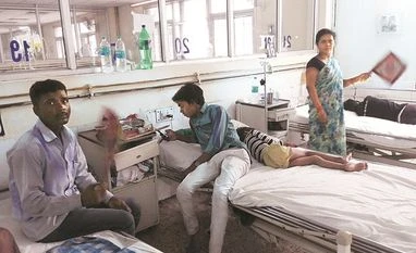 Budget 2018 and health: Poor will not be the true beneficiaries of Modicare Patients and their attendants at the Baba Raghav Das Medical College at Gorakhpur in Uttar Pradesh. Photo: Sahil Makkar