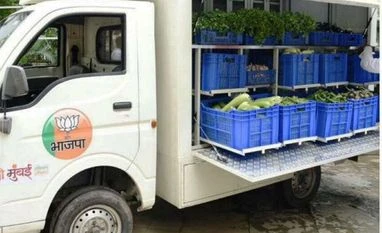 BJP workers buy directly from farmers, sell veggies at 25% discount Farmer market on wheel