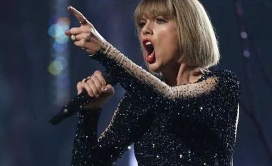 Taylor Swift's 'Folklore' becomes her seventh No.1 album on Billboard chart Taylor Swift