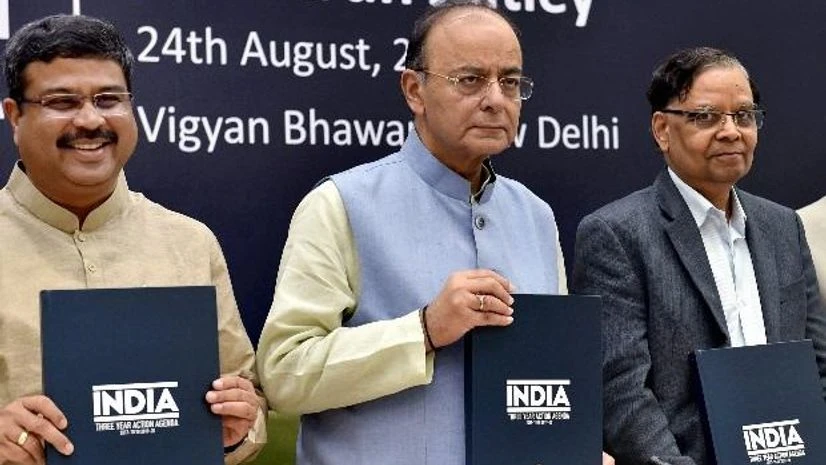 Arun Jaitley, Jaitley, Arvind Panagariya, Panagariya, Dharmendra Pradhan Arun Jaitley, Jaitley, Arvind Panagariya, Panagariya, Dharmendra Pradhan
